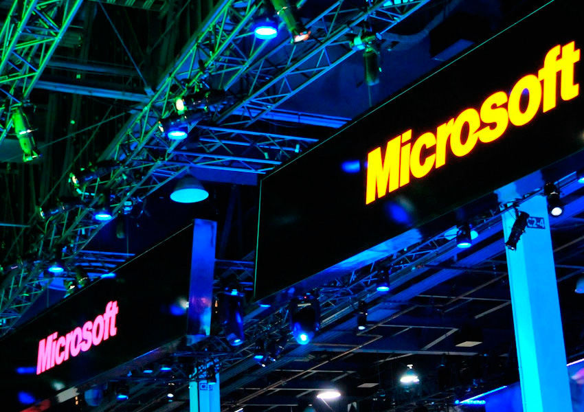 Microsoft reduce significativamente sus actividades en Rusia