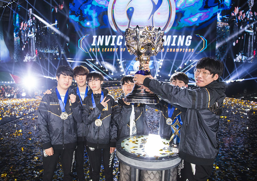 Invictus Gaming despierta del sueño a Fnatic y se proclama campeón de Worlds 2018