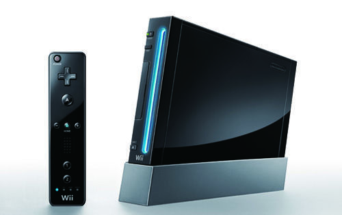 Wii estrena imagen con una versión en color negro brillante con Wii Sports Resort