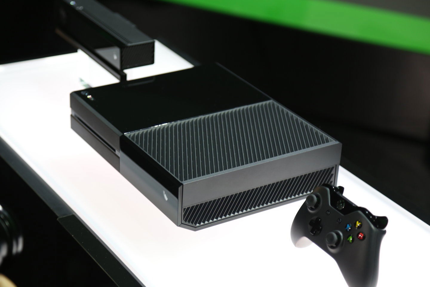 Xbox One rebaja su precio en Reino Unido