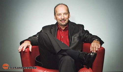 Peter Moore apuesta por el formato físico a corto plazo