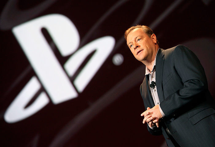 Dimite Jack Tretton, CEO de Sony América 